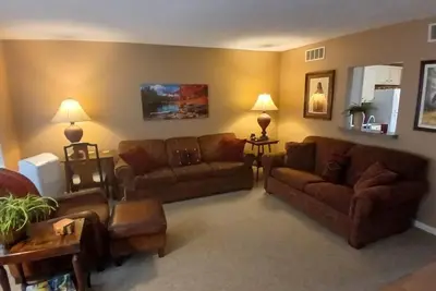 Image de Magnifique condo dans un emplacement pratique formidable
