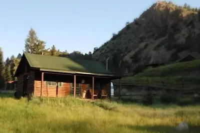 Image de Lazy M Mountain Cabin - une escapade de montagne confortable. Pas de frais de nettoyage