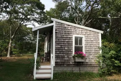 Image de Cottage isolé de charme dans l'East End - Ac / chaleur / WiFi gratuit