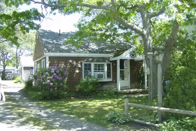 Image de Seuls les 400 marches de belles plages!