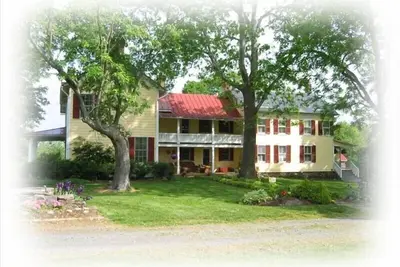 Image de Haut de gamme Three Bedroom Guest House Historic Linden Hall Farm