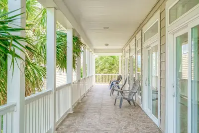 Image de Tarifs de fin d’août à partir de 350 / nuit, 2475 / semaine