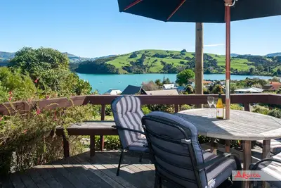 Image de En haut de la plage sur Smith avec amarre disponible