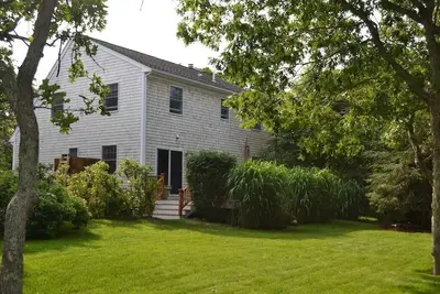 Image de Belle, spacieuse, propre et nette, Edgartown Cap