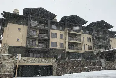 Image de Ski In / Ski Out- Condo-Village 2 chambres à Squaw Valley