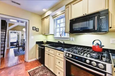 Image de Restez sur le bloc le plus historique d'Alexandrie ~ Capitaines Row!