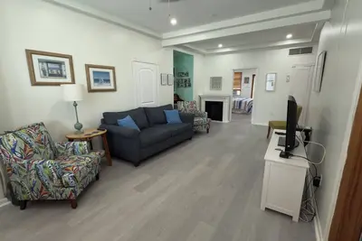 Image de Mini Resort! Bassin! Ocean Views, 2/2, 1er ÉTAGE, 75 ÉTAPES De La Plage,