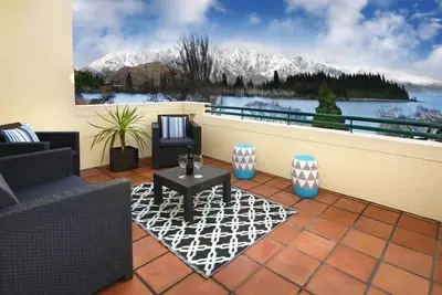 Image de Absolute Lakefront Downtown Queenstown
