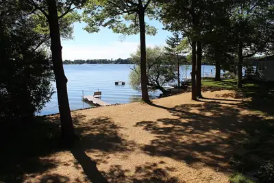Image de Cabane en rondins sur Great Fishing & Boating Lake