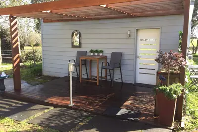 Image de Cottage moderne dans un cadre paisible