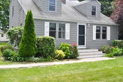 Image de Great Island! 4 Br / 2ba w / Ac Walk to Bi ferry / plage