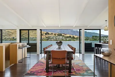 Image de Queenstown Lakehouse - Queenstown Maison