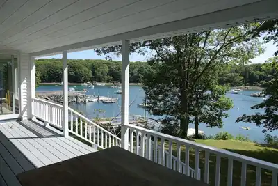 Image de Cottage au bord de l'eau à South Bristol, avec quai privé et porches