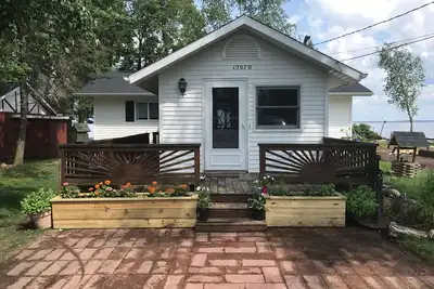 Image de Water Front Cottage - Côte Dorée de Houghton Lake, Mi