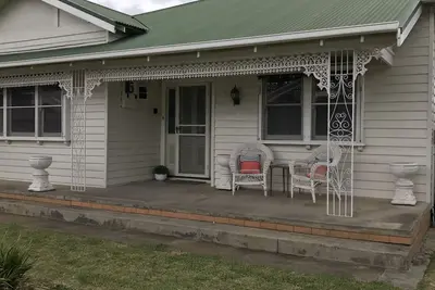 Image de Shepparton House - famille et animaux acceptés