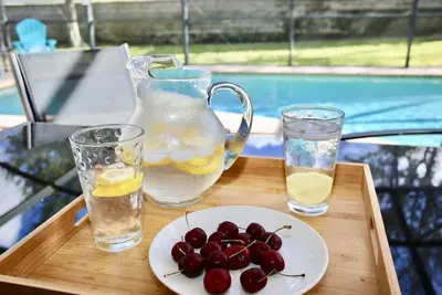 Image de IvLivin 'the Dream - Resort Gratuit le plus proche de Disney! Piscine privée / Spa!