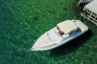 Image de Maison Sur La Grande Mer Avec Pier