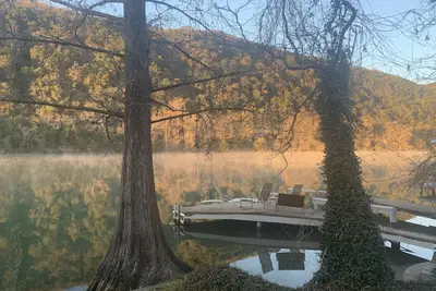 Image de Plaisir En Famille: Lakefront, Sand Vball, Kayaks, PaddleBoard