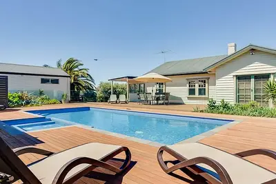 Image de Ossett Oasis Sorrento