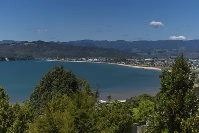 Image de Près de la plage et près de Cathedral Cove et Hot Water Beach - Wifi et Sky Tv