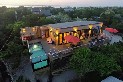 Image de Fenêtres sur la mer ★ Retraite moderne sur la piscine et la plage ★ 100 pieds sur la plage ★ 2 maîtres