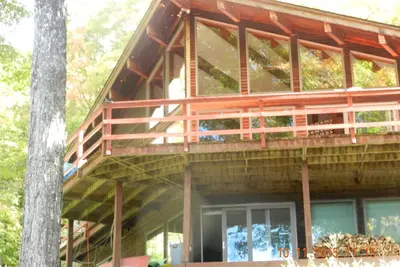 Image de Chalet contemporain Ă flanc de colline
