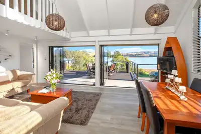 Image de Muritai Waters - emplacement privilégié au bord de l'eau