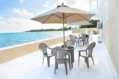 Image de Waterfront Haven - Évadez-vous en bord de mer dans l'est de Nassau! Aucun Dommage Ouragan