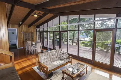 Image de Taylor Bay Waterfront Retreat Lake Eildon