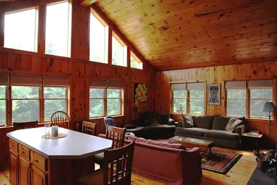 Image de Retreat In The Woods