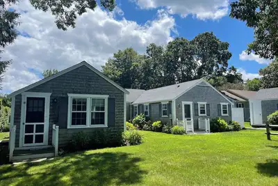 Image de Edgartown Jewel - Privé mais proche de tout et le long de la piste cyclable