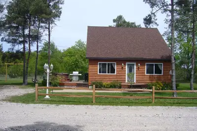 Image de Une véritable évasion, calme-détente, bain à remous, 2 étages, entièrement meublé
