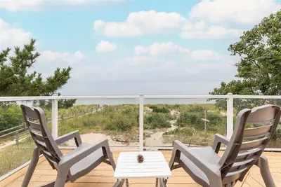 Image de 8 couchages, plage, couchers de soleil, vélo / kayak gratuit, animaux acceptés, Wifi, sérénité, foyer