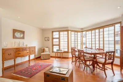 Image de Rosales Luxe Lg 2br Boutique Apt