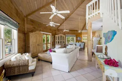 Image de Shangri-La, Bahamas Tropical Beach Villa, l'océan Atlantique