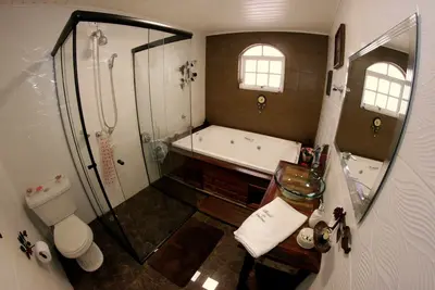 Image de ('CHALÉ Da Colina') Chalet Victorien Anglais Typique Pour Jusqu'À 7 Personnes (Avec Hydro)