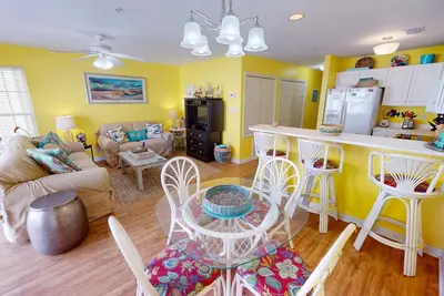 Image de South Beach Ocean Condos - Sud - Unité 1 - Vue sur l'océan - WiFi gratuit