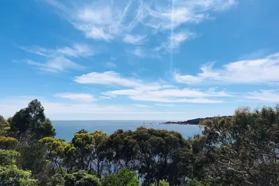 Image de Hidden Haven - Propriété isolée au bord de l'eau dans la baie de Binalong, dans la baie de Fires