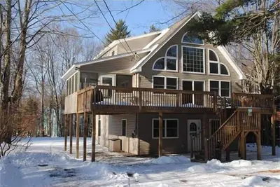 Image de Chalet au lac Arrowhead entièrement équipé