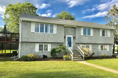 Image de Spacieux 5 chambres, 3 salle de bains, immense terrasse, climatisation, à pied de la plage