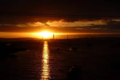 Image de Propriété au bord de l'eau avec une vue illimitée