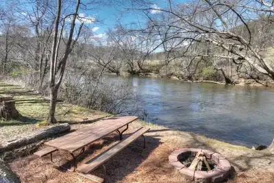 Image de ACCÈS À La RIVIÈRE Et Au Pond De Toccoa Sur 10 Acres! PÊCHE, RANDONNÉE, Wifi, Bienvenue À Pet!