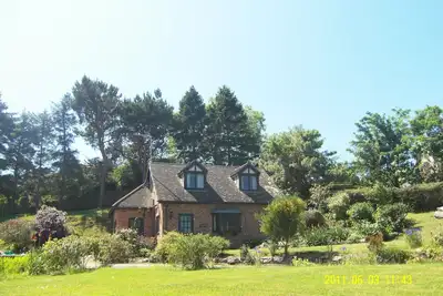 Image de Cottage 5 étoiles avec vue sur la mer dans un jardin d'acre avec court de tennis 4ème Tripadvisor