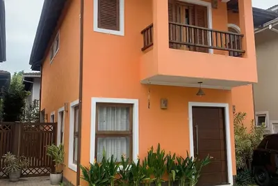 Image de Grande maison sur la plage avec piscine en copropriété