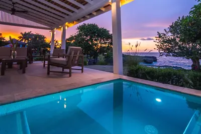 Image de Ocean Front Villa 1 à Chukka Cove - Le Tropical Escape Parfait