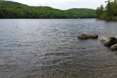 Image de Accès au lac privé sur l'étang Howard