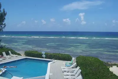 Image de Paradise Found Oceanfront Condo