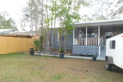 Image de La maison est une maison loin de la forêt