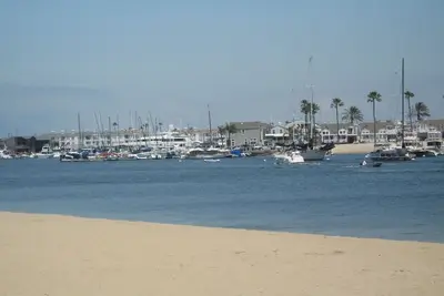 Newport Beach Cottage étapes du sable de l'océan et de la baie