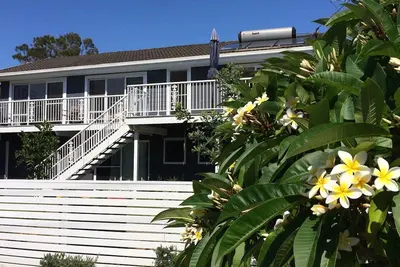 Image de Budgewoi Blue Beach House